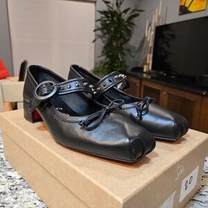 NEW Christian Louboutin Mamastrapitina Black Mary Jane Leather Heels Size 39.5